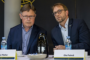 Jesper M�ller, bestyrelsesmedlem (Br�ndby IF), Ole Palm�, direkt�r (Br�ndby IF)