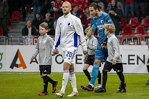 Nicolai Boilesen  (FC K�benhavn), Kamil Grabara  (FC K�benhavn)