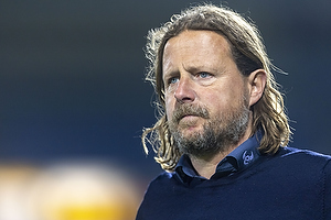 Bo Henriksen, cheftr�ner  (FC Midtjylland)