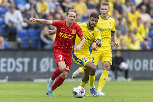 Andreas Schjelderup  (FC Nordsj�lland), Anis Slimane  (Br�ndby IF)