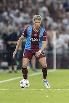 Jens Stryger Larsen  (Trabzonspor)