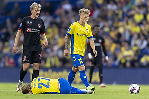 Daniel Wass  (Br�ndby IF), Simon Hedlund  (Br�ndby IF)