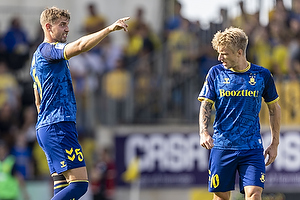 Andreas Maxs�  (Br�ndby IF), Daniel Wass  (Br�ndby IF)