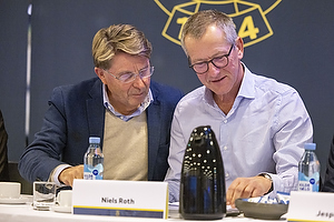 Torben Bj�rn Christensen  (Br�ndby IF), Niels Roth, bestyrelsesmedlem  (Br�ndby IF)