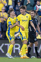 Mathias Kvistgaarden  (Br�ndby IF), Oscar Schwartau, m�lscorer  (Br�ndby IF)