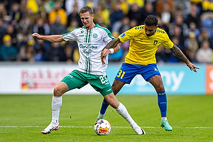 Oliver Bundgaard Kristensen  (Viborg FF), Sean Klaiber  (Br�ndby IF)